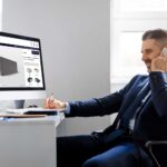 Custom-metal-building-expert-helping-clients