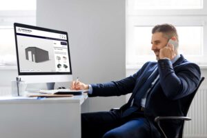 Custom-metal-building-expert-helping-clients